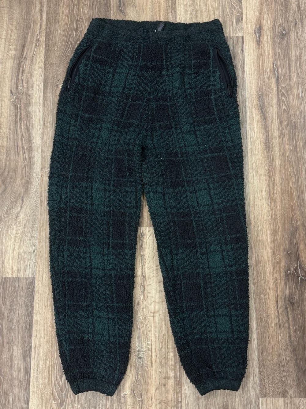 Skims Cozy Knit Fuzzy Plaid Pants Green Black Women’s Medium - Picture 2 of 4